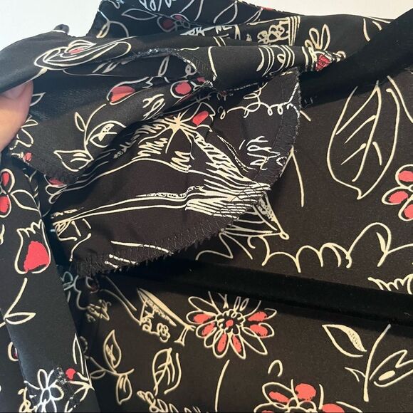 Notations Petite Small Novelty Printed Short Sleeve Button Down Shirt - Picture 4 of 6